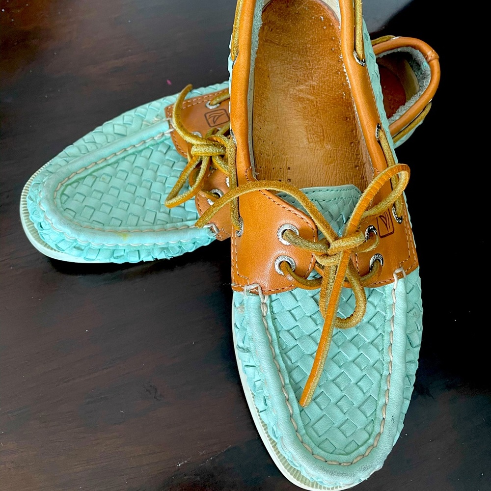 Sperry Eye Woven Loafers - size 6